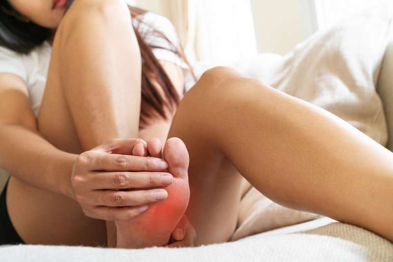 how to stop foot pain from standing all day